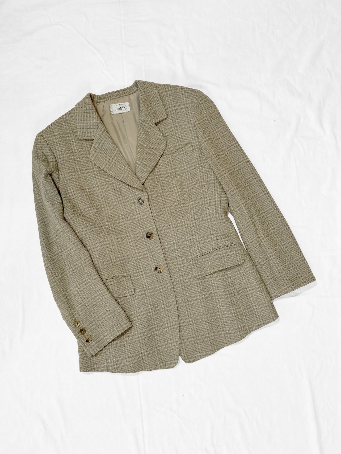 No.1202【Wacoal】 beige women's suit