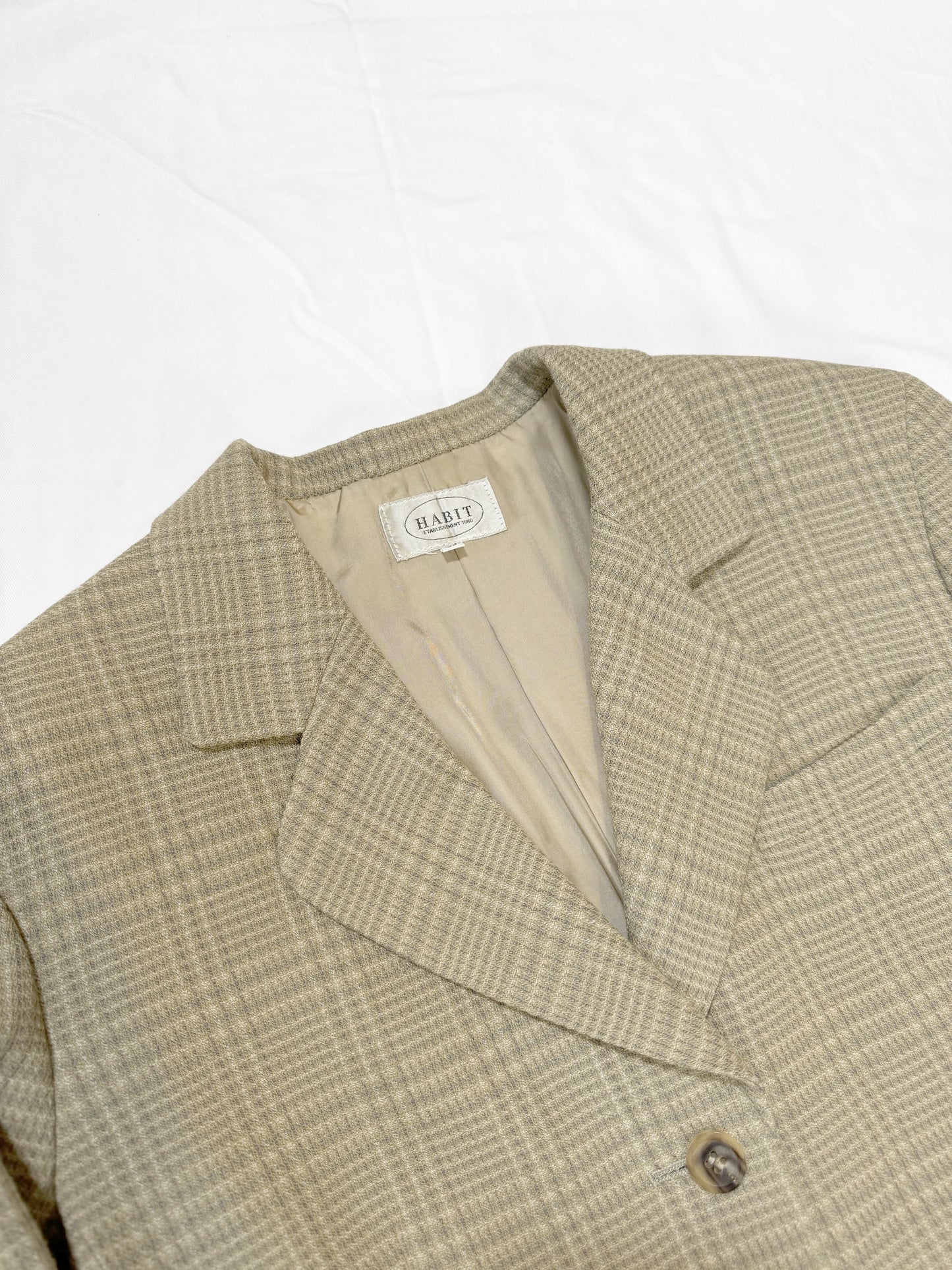 No.1202【Wacoal】 beige women's suit