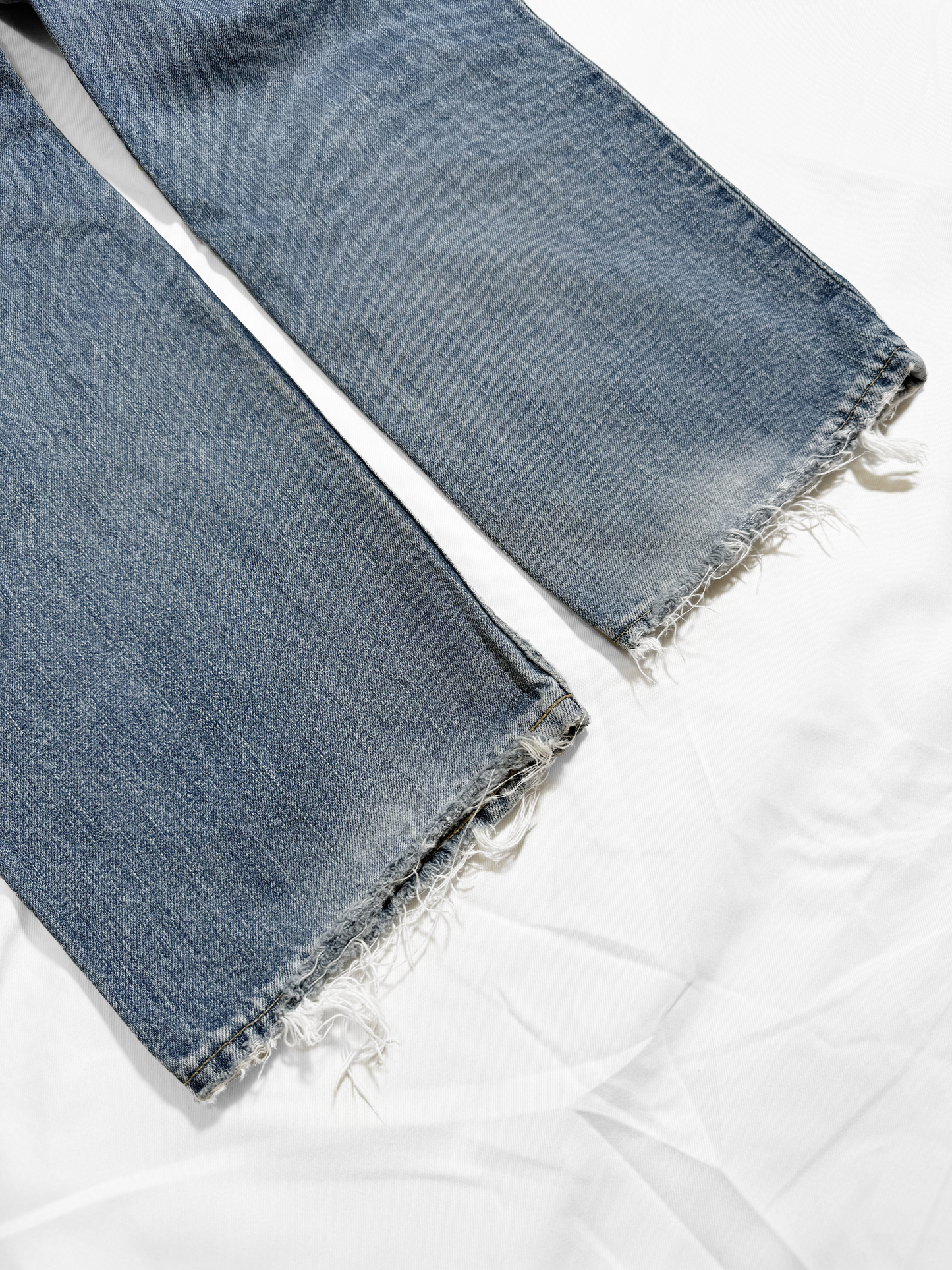 No.0901 【LEVI’S】502™ Tapered Jeans in Light Indigo