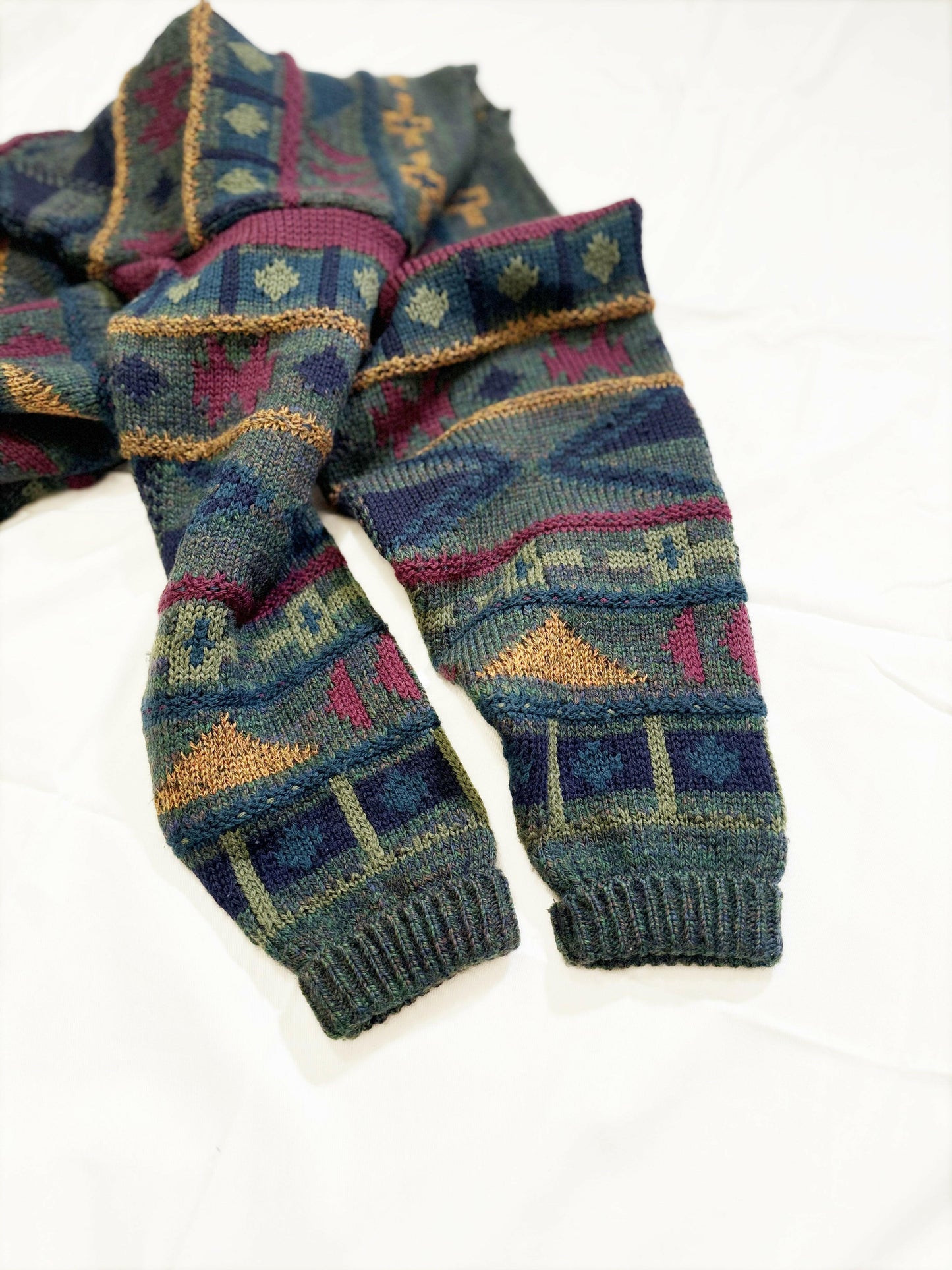 No.0701【Gaeltarra】Total pattern 100% wool knit sweater   Made in Ireland